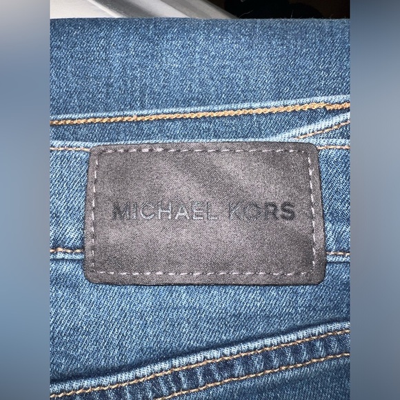 Michael Kors Men’s Relaxed Fit Jeans - Picture 3 of 4